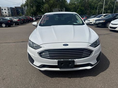 Used 2019 Ford Fusion SE FWD image 2