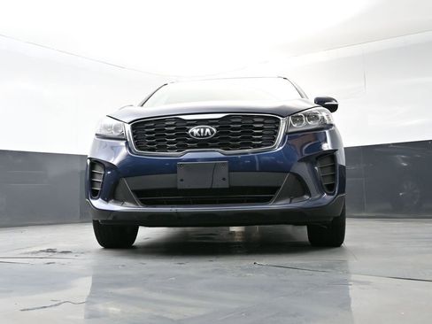 Used 2019 Kia Sorento AWD w/ LX Convenience Package image 18