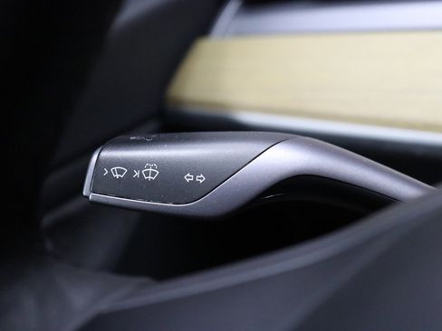 Used 2020 Tesla Model 3 Standard Range Plus image 46