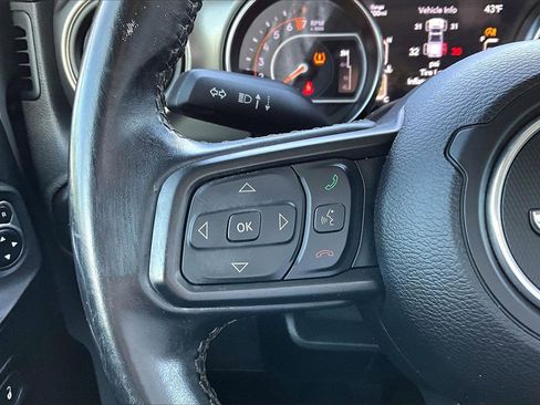 Certified 2021 Jeep Gladiator Sport image 26