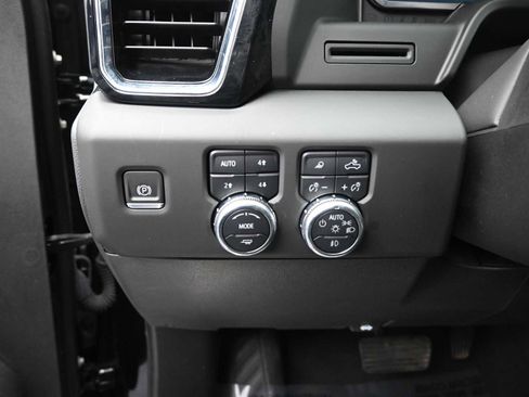 Used 2024 GMC Sierra 1500 Denali image 11