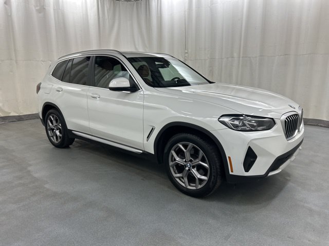 Used 2023 BMW X3 xDrive30i w/ Premium Package AWD/4WD image 1