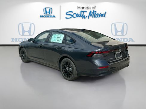 New 2025 Honda Accord SE image 4