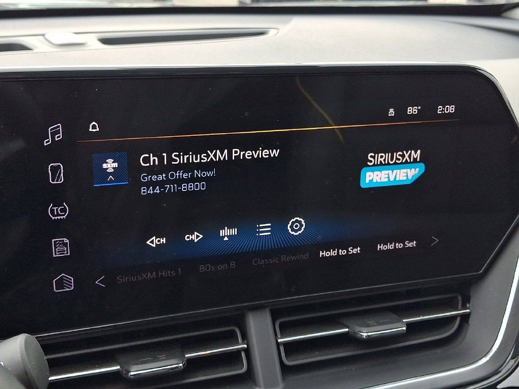 Used 2024 Chevrolet Trax ACTIV w/ Driver Confidence Package FWD image 17