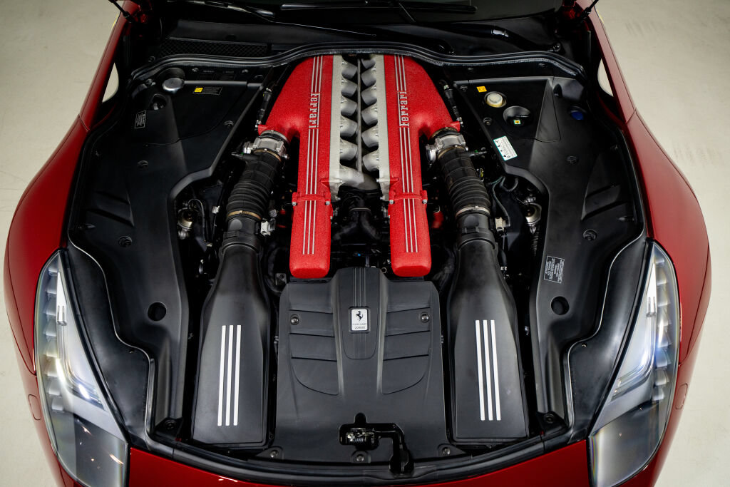 Used 2015 Ferrari F12 Berlinetta RWD image 27
