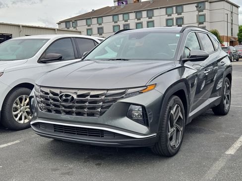 Used 2022 Hyundai Tucson SEL w/ Convenience + Premium Package FWD image 1