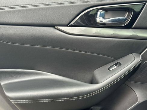 Used 2021 Nissan Maxima 3.5 SV w/ Floor Mat Group image 11