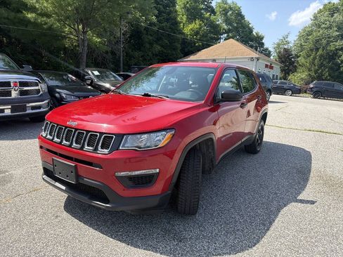 Used 2018 Jeep Compass Sport w/ Cold Weather Group AWD/4WD image 2
