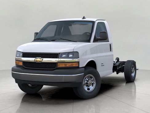 New 2026 Chevrolet Express 3500 w/ Power Convenience Package RWD image 14