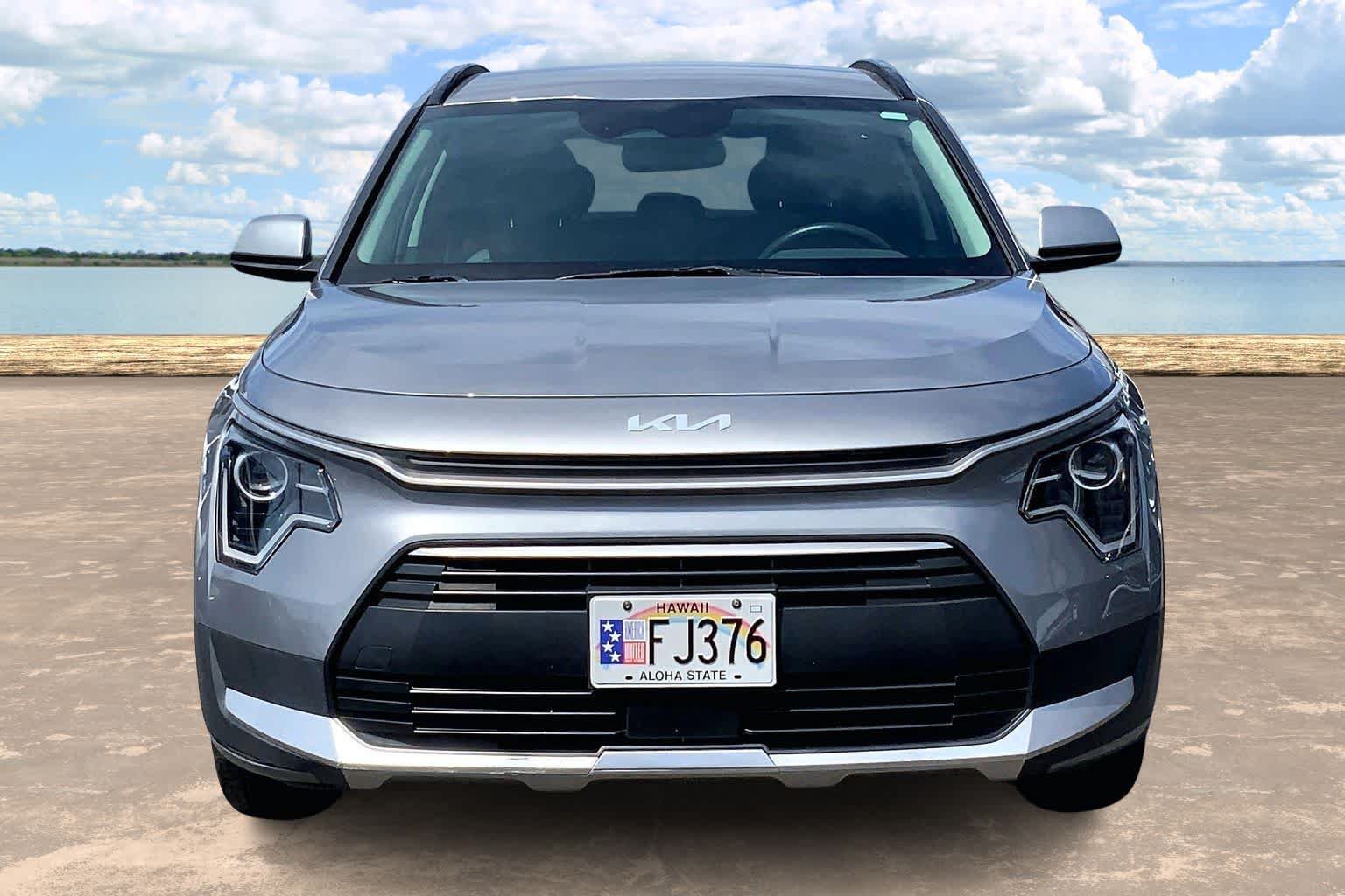 Used 2023 Kia Niro EX FWD image 6