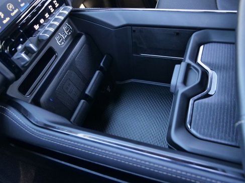 Used 2023 RAM 3500 Limited image 20