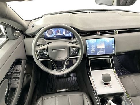 Used 2025 Land Rover Range Rover Evoque S image 11