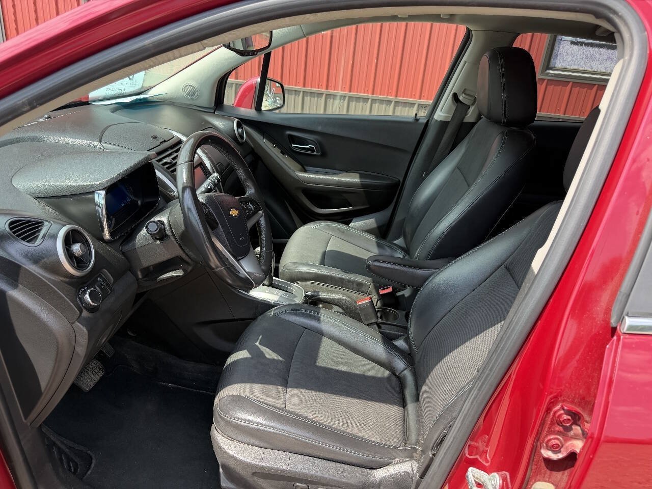 Used 2015 Chevrolet Trax LT w/ LT Plus Package FWD image 8