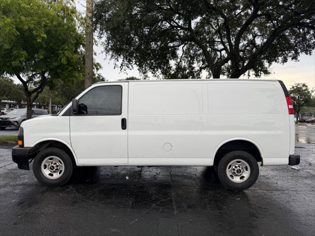 Used 2023 GMC Savana 2500 w/ Driver Convenience Package RWD image 6