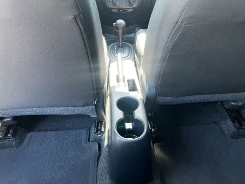 Used 2019 Nissan Versa S Plus FWD image 13