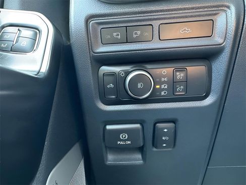 Used 2022 Ford F150 Platinum w/ Trailer Tow Package image 19