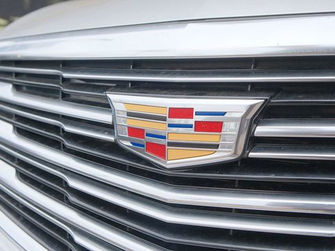 Used 2019 Cadillac XT5 FWD image 42