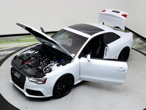 Used 2013 Audi RS 5 Coupe w/ Audi MMI Navigation Plus Pkg image 35