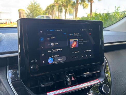 Used 2025 Toyota Corolla Cross LE image 21