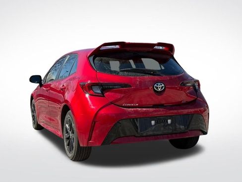 Used 2024 Toyota Corolla SE w/ SE Package image 7