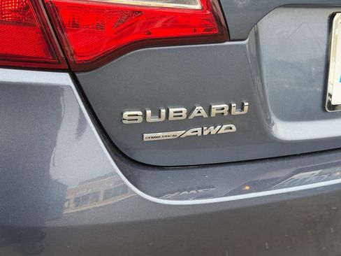 Used 2016 Subaru Legacy 3.6R Limited AWD/4WD image 8