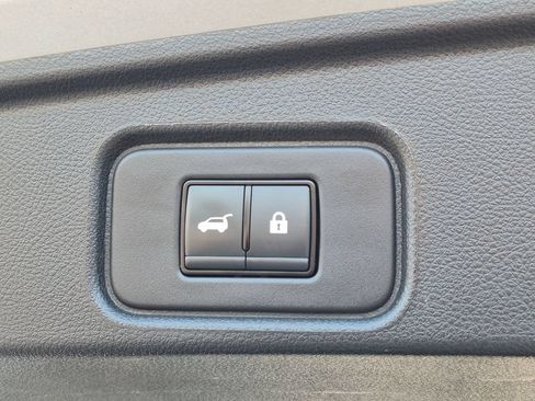 Used 2023 Nissan Pathfinder SV w/ SV Premium Package AWD/4WD image 26