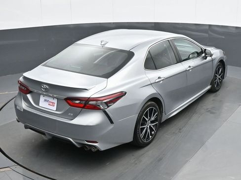 Used 2023 Toyota Camry SE FWD image 21