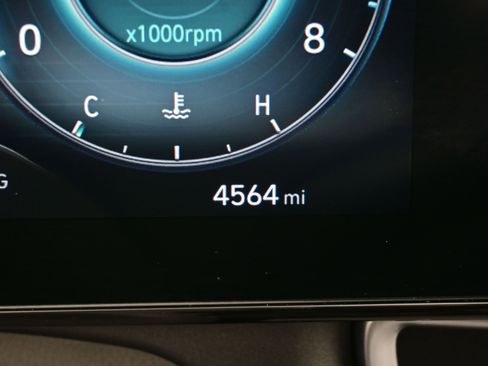 Certified 2025 Hyundai Elantra SEL image 26