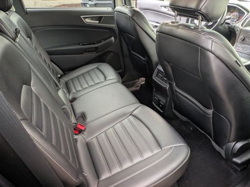 Used 2020 Ford Edge SEL w/ Convenience Package image 24