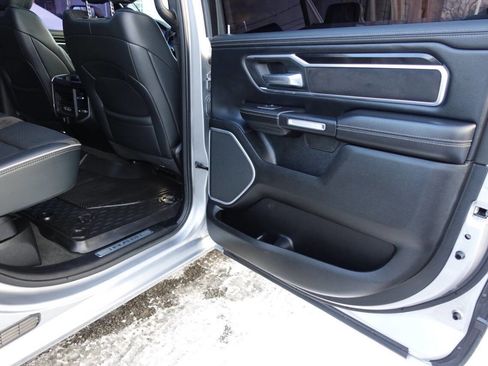 Used 2022 RAM 1500 Laramie image 29