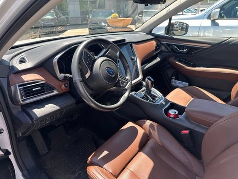 Used 2024 Subaru Outback Touring AWD/4WD image 8