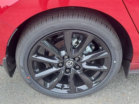 New 2026 MAZDA MAZDA3 Hatchback w/Premium Plus Pkg AWD/4WD image 3