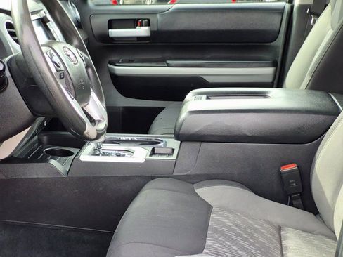 Used 2021 Toyota Tundra SR5 w/ TRD Off-Road Package image 15