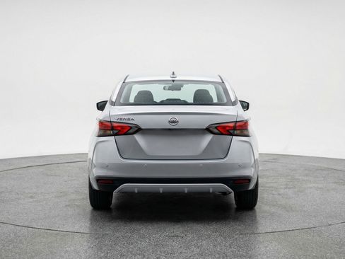 Used 2025 Nissan Versa SV FWD image 7