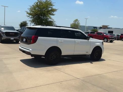 Used 2026 Ford Expedition Tremor AWD/4WD image 8