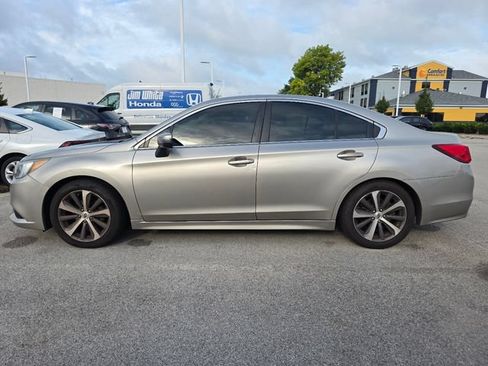 Used 2016 Subaru Legacy 2.5i Limited AWD/4WD image 5