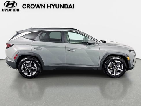 Used 2026 Hyundai Tucson SEL FWD image 4