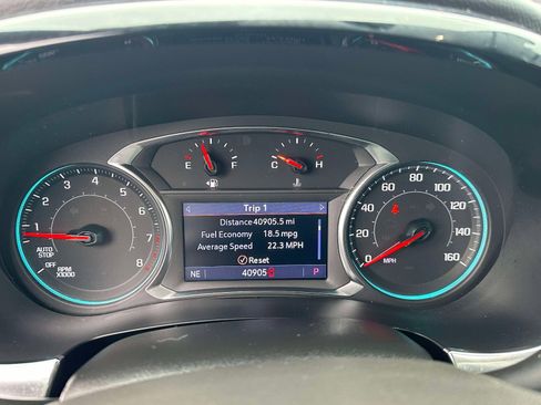 Certified 2023 Chevrolet Traverse RS image 22