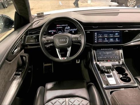 Used 2022 Audi SQ8 Prestige image 5
