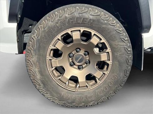 Certified 2025 Toyota Tacoma 4x4 Double Cab Hybrid image 25