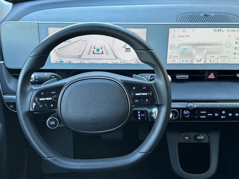 Used 2023 Hyundai Ioniq 5 SE AWD/4WD image 11