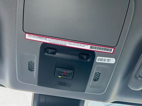 Used 2022 Toyota Camry SE w/ Carpet Mat Package (TMS) FWD image 20