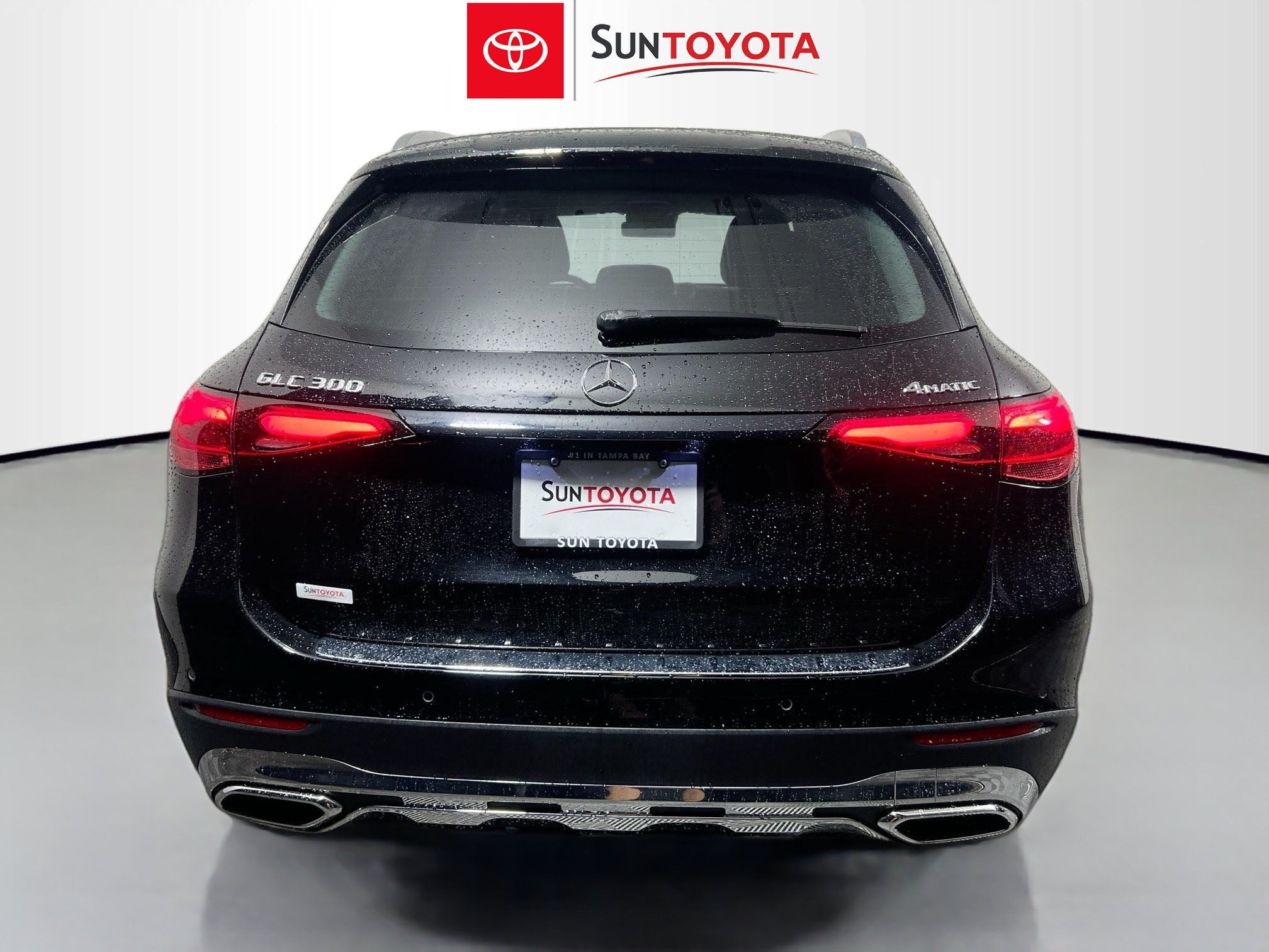 Used 2023 Mercedes-Benz GLC 300 4MATIC w/ Exclusive Trim Package image 5