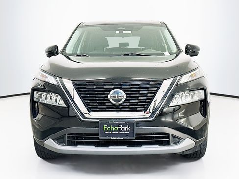 Used 2021 Nissan Rogue SV AWD/4WD image 2