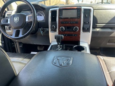 Used 2009 Dodge Ram 1500 Truck Laramie image 9