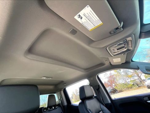 Used 2020 GMC Sierra 1500 SLT w/ SLT Premium Plus Package image 13