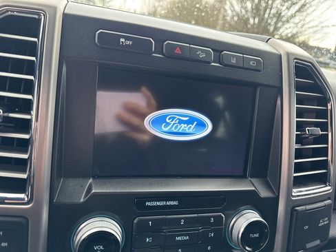 Used 2017 Ford F250 Platinum w/ Platinum Ultimate Package image 59