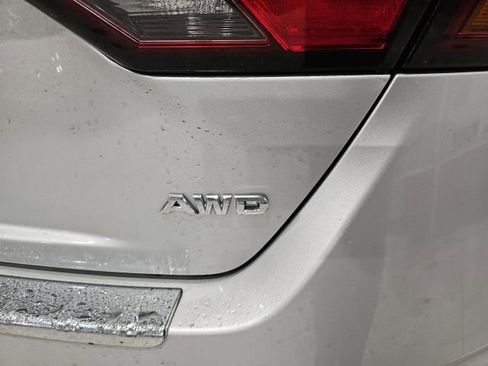 Certified 2019 Nissan Altima 2.5 Platinum image 11