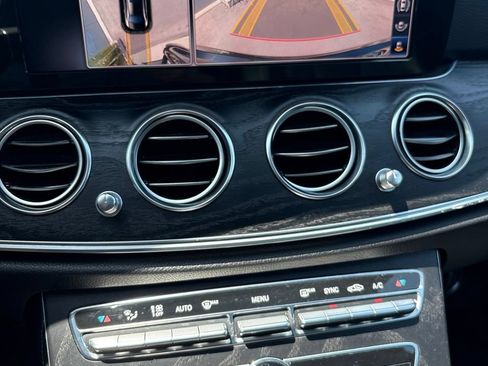 Used 2019 Mercedes-Benz E 450 4MATIC Sedan image 11