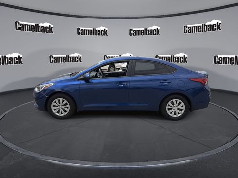 Used 2022 Hyundai Accent SE FWD image 4